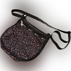 LESPORTSAC GARDEN ROSE CROSSBODY BAG